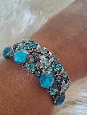 Turquoise Blue Crystal Floral Bracelet - Women Jewelry
